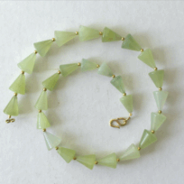 <em>Jade Cones,</em> necklace jade, gold-plated silver, 47cm long, no 1520.