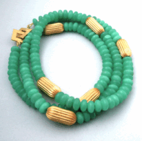 <em>Mistletoe, </em>necklace, hemimorphite, 22ct gold-plated silver, 100cm long, no 1443.