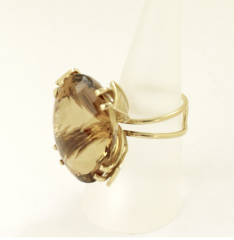 <em>Dryandra formosa - Wildflower Collection,</em> ring, citrine multi -facetted oval 30.7 cts, size O, 2.0 x 2.5 x 3.5cm, no 1387.