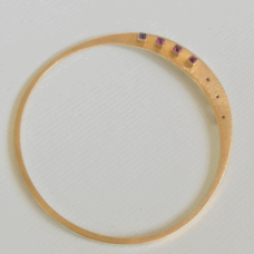 <em>For Emilie – Homage to Klimt, </em>bracelet, 18ct yellow gold, sapphires and rubies, 7.0 x 7.5 x 0.8cm, no 1037