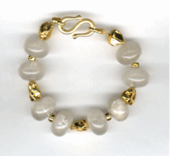 <em>Great, great grandma Phoebe Morgan,</em> bracelet, gold-plated silver and milky quartz, 22cm long, no 1451.