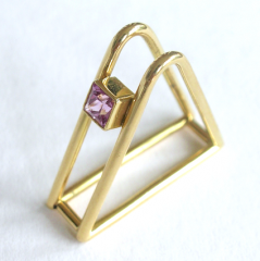 <em>Fulfilment I - Homage to Klimt, </em>pinkie ring, 18ct gold, pink sapphire, 2.5 x 2.5 x 0.8cm, no 0953.