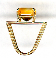 <em>Fulfilment V –-Homage to Klimt, </em>ring, 18ct gold, orange citrine, 3.0 x 2.5 x 0.8cm, no 0974c.