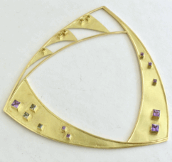 <em>Lightning Over Perth - Sacred Sites Series,</em> bracelet, 18ct gold, natural purple and green sapphires, 10 x 10 x 0.7cm, no 1116.