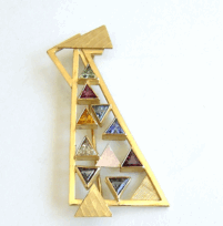 <em>Die Erwartung - Expectation II – Homage to Klimt,</em> brooch, 18ct yellow and white gold, 3.64 cts multi-coloured sapphires, 5.5 x 3.5 x 0.7cm, no 0964b.