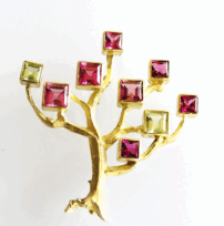 <em>Apfelbaum III - Homage to Klimt, </em>pendant/brooch, 18ct yellow gold, multi-coloured tourmaline 4.0 x 4.2 x 0.7cm, on 1082/c 18ct gold cable necklace, no 0942c.
